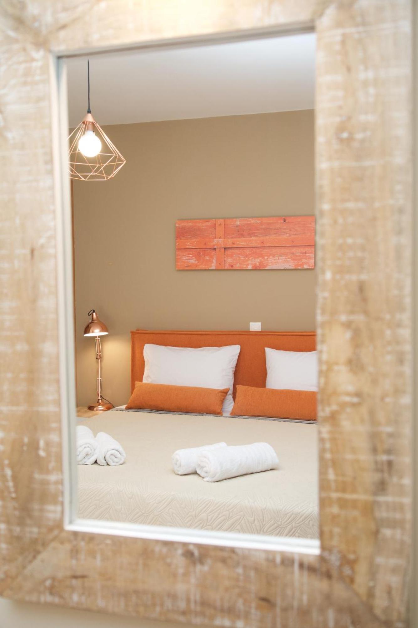 Gliving365 Capital Apartment Argostoli  Bagian luar foto